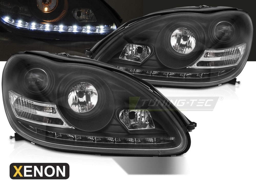 Nærbilde av detaljer på frontlykter til Posisjonslys Svart Mercedes W220 02-05