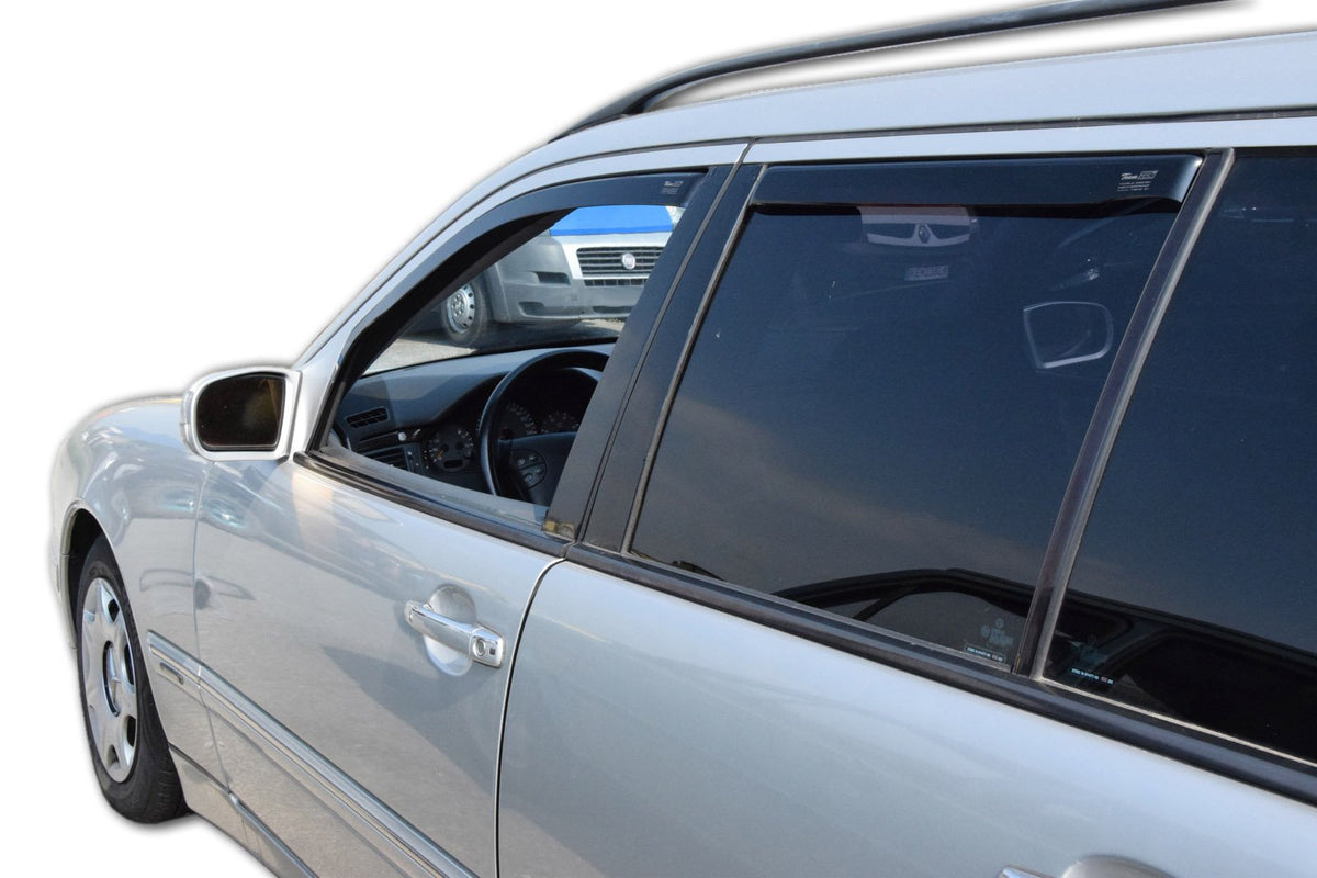 Vindavviser Mercedes E-Klasse S210 5-dørs (1995-2003) – PMMA Plexi - detaljer