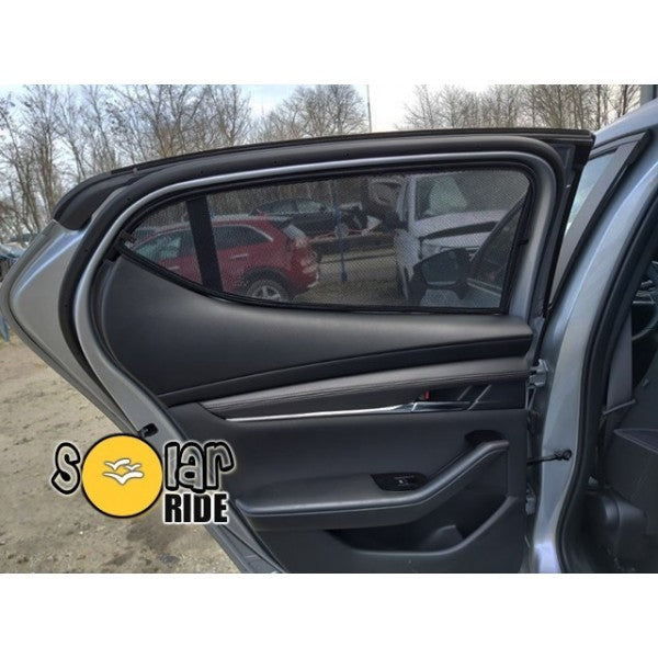 Solskjerm Mazda 3 Hatchback IV (2019-) (3 stk) - sett forfra
