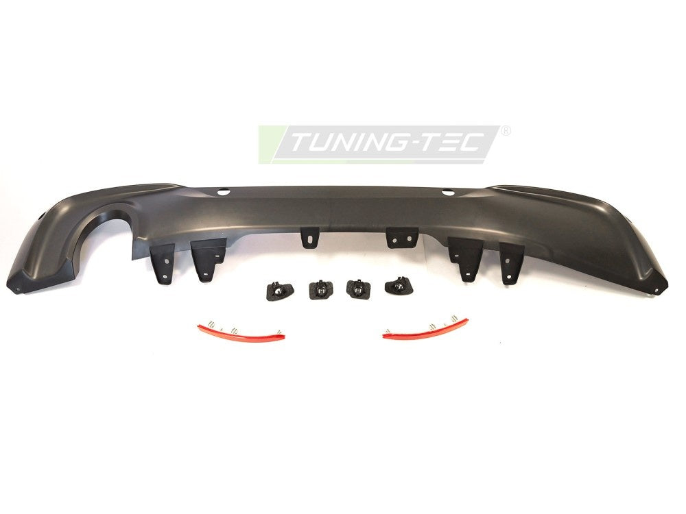 Bakfanger BMW 2-Serie F46 Gran Tourer LCI Sport Style detalj PDC-utsparing
