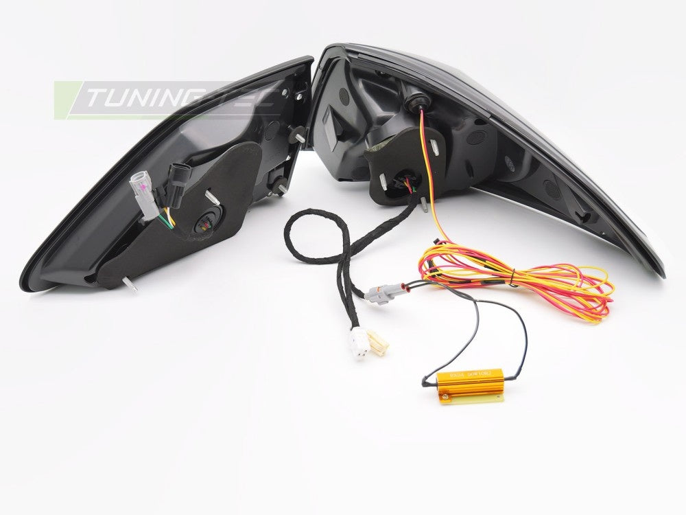 LED-baklykter smoke-design Lexus RX tredje generasjon detaljbilde