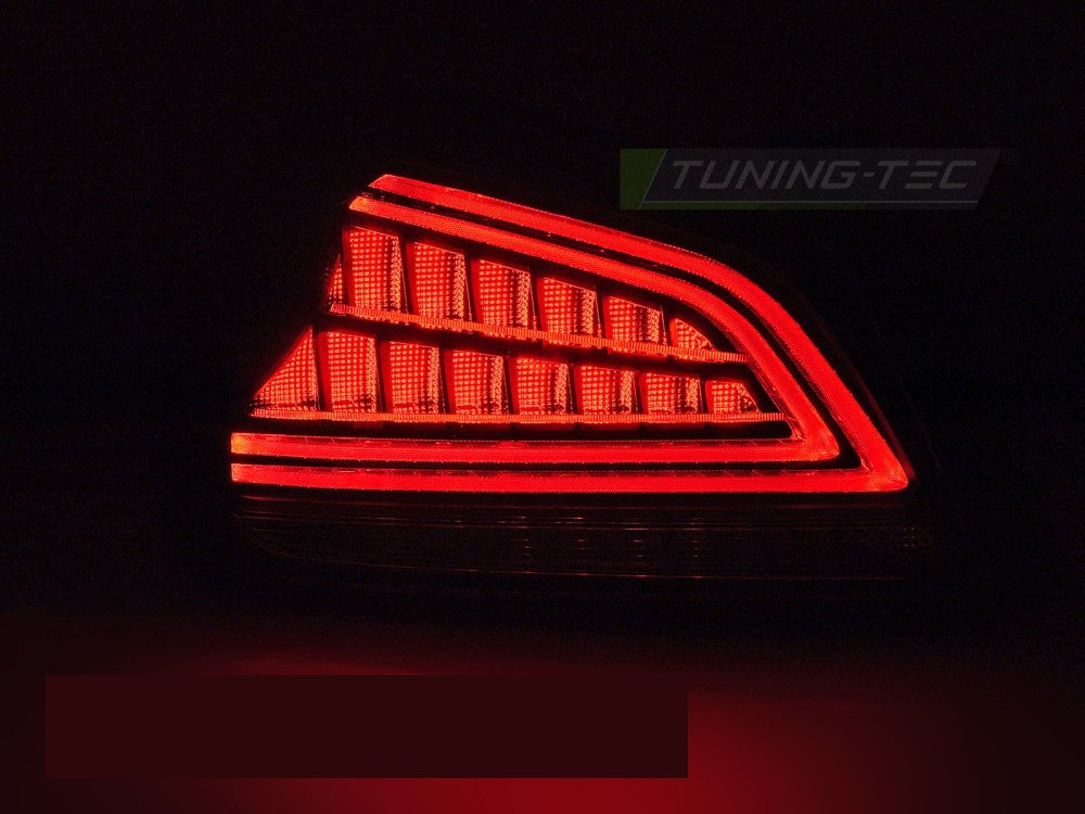 Subaru WRX 2014–2021 baklykter LED rød sett fra siden