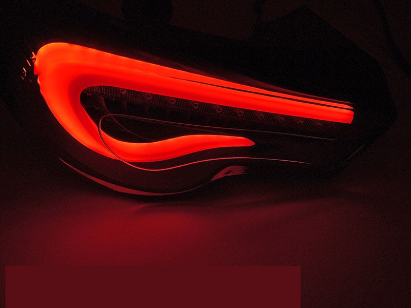 LED-baklykter rød hvit Toyota GT86 2012–2021 detaljbilde av lysdesign