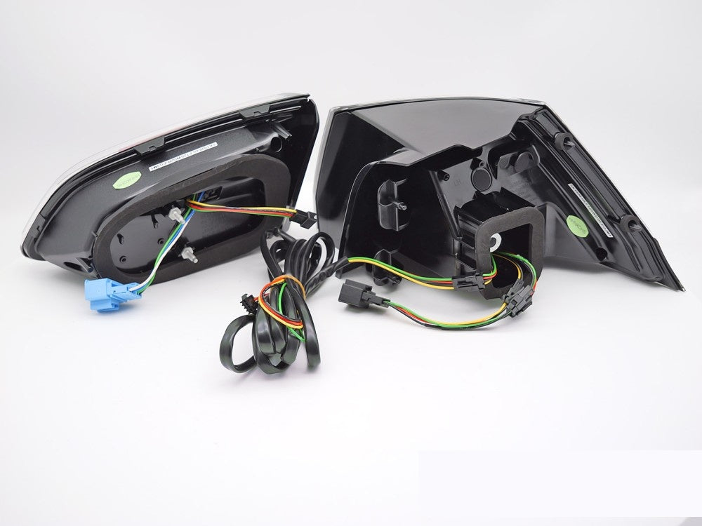 Komplett sett LED baklykter Volkswagen Golf 7 facelift svart med røde lyselementer