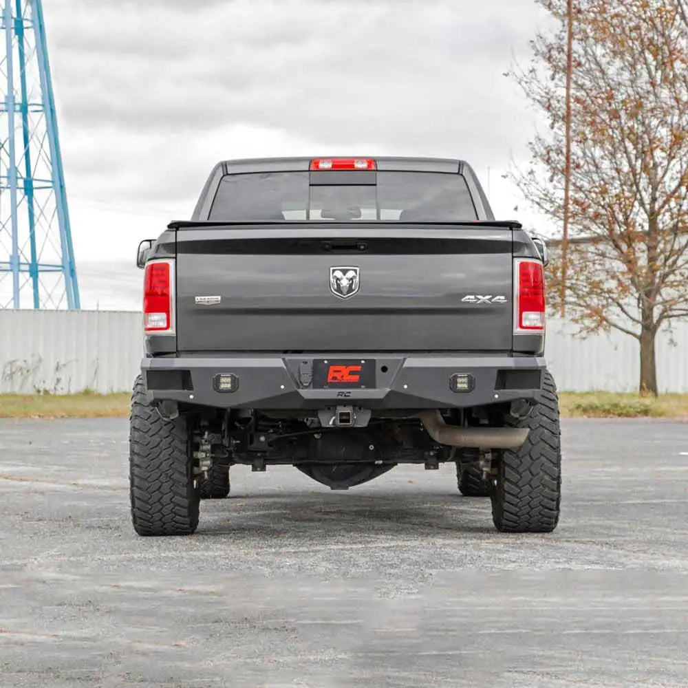 Bakre Støtfanger med Led-lys Rough Country - Ram 3500 10-22
