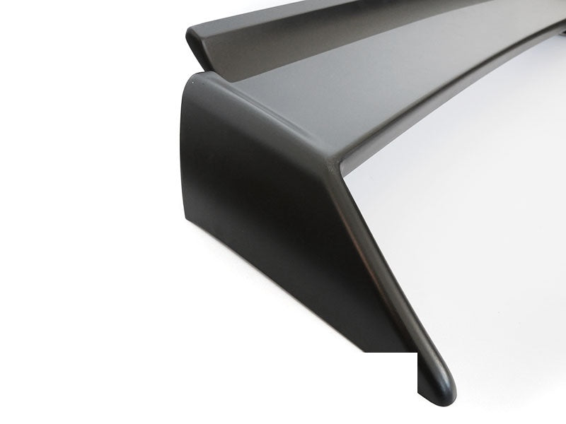 Trunk spoiler til BMW E30 1982–1990 vist ovenfra på bagasjelokk