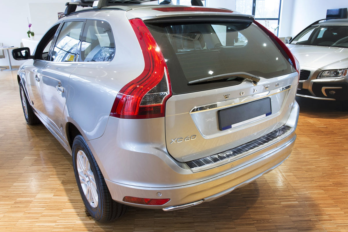 Bakfangerbeskytter Volvo XC60 I Facelift / Silver Edition (2013-2017) – Rustfritt stål - nærbilde