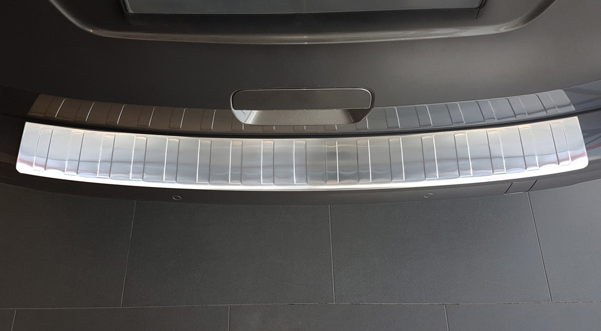 Avisa bakfangerbeskytter til Opel VIVARO – enkel 3M dobbeltsidig tape montering
