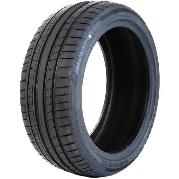 Billige Dekk Infinity Ecomax 215/45 R18 93 y Xl