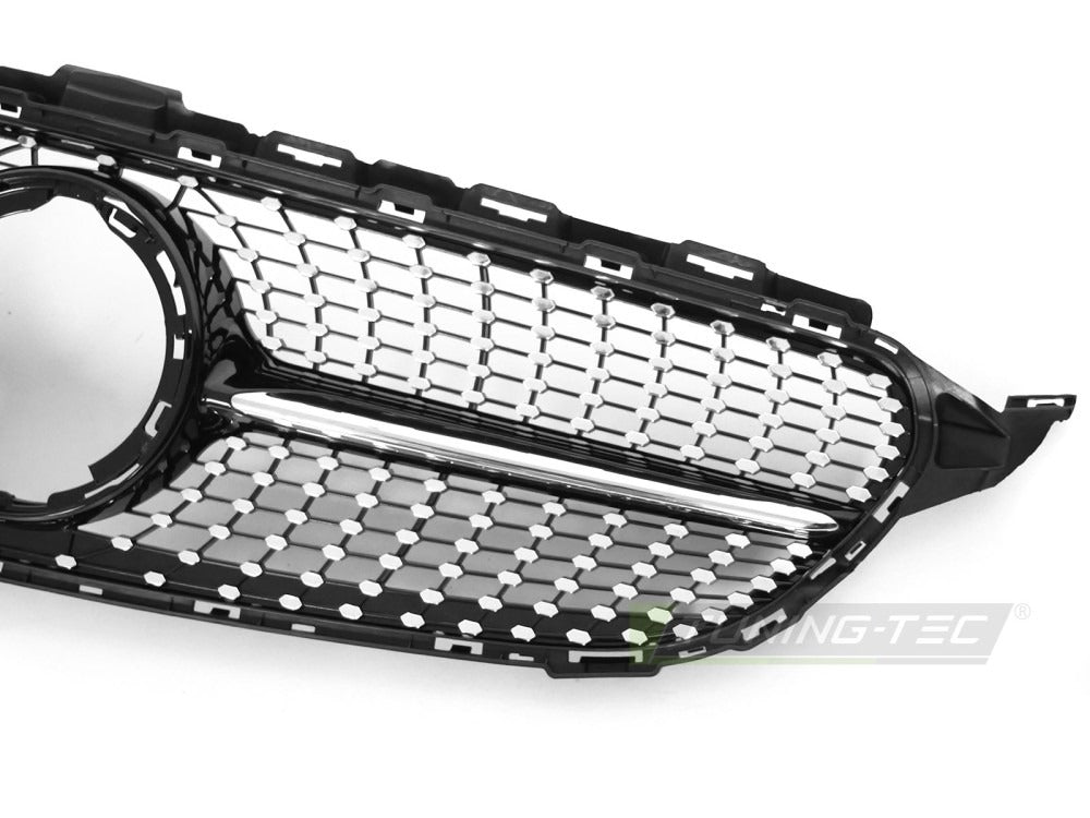 Grill Mercedes C-Klasse W205 18-23 sett fra siden, struktur synlig.