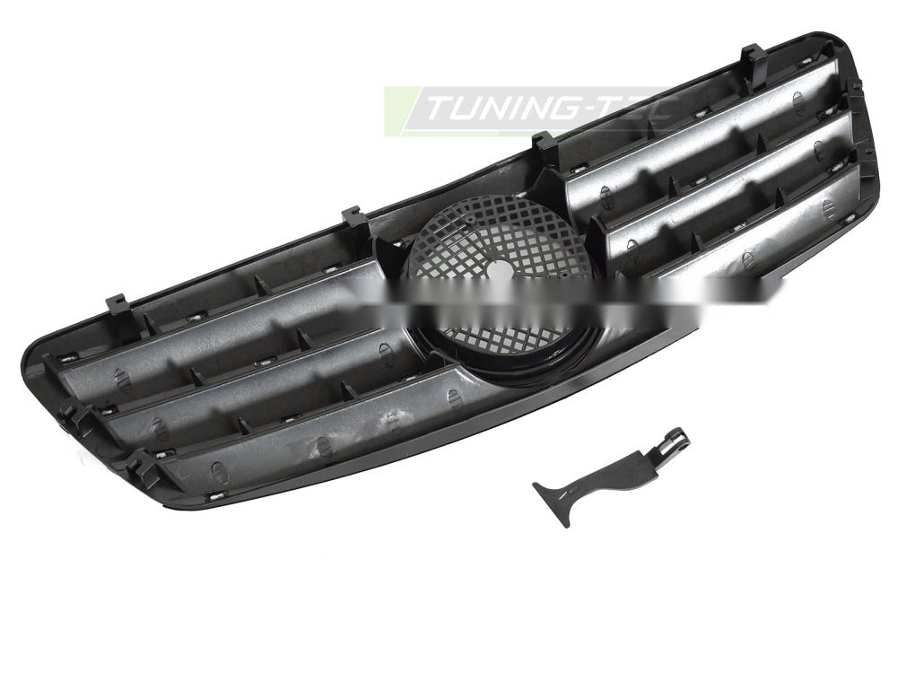 Grill Mercedes C-Klasse W203 00-07 sort/krom med festedetaljer.