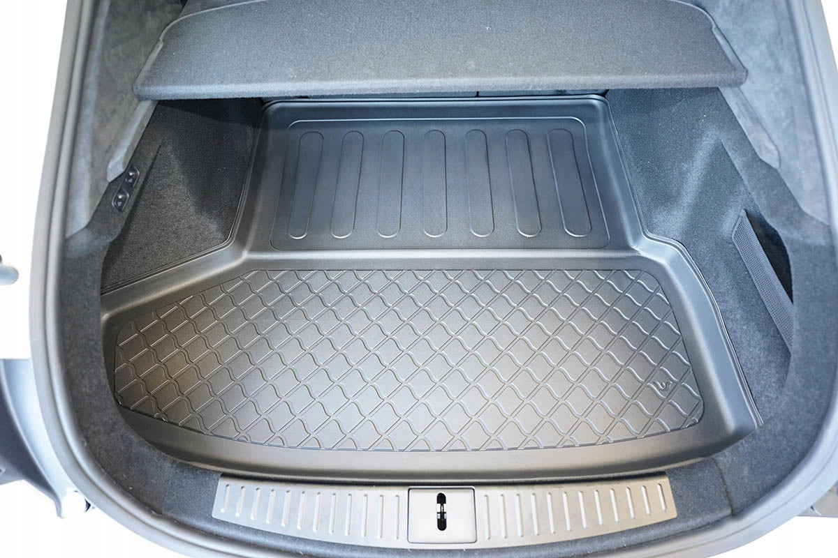 Aristar bagasjeromsmatte til Tesla Model S – høy sidekant