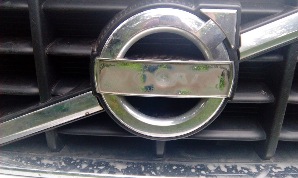 Emblem Volvo S60 II V60 XC60 Cross Country - detaljer