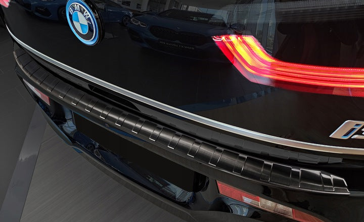 Avisa bakfangerbeskytter til Bmw i3 – svart børstet overflate