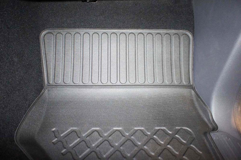 Gulvmatter Vw Amarok I (2009-2020) – antiskli luktfrie myk plast - nærbilde