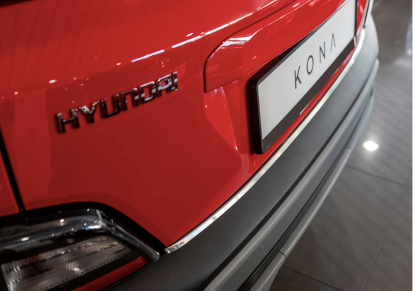 Bakfangerbeskytter Hyundai Kona I / Kona Electric I – rustfritt stål - nærbilde