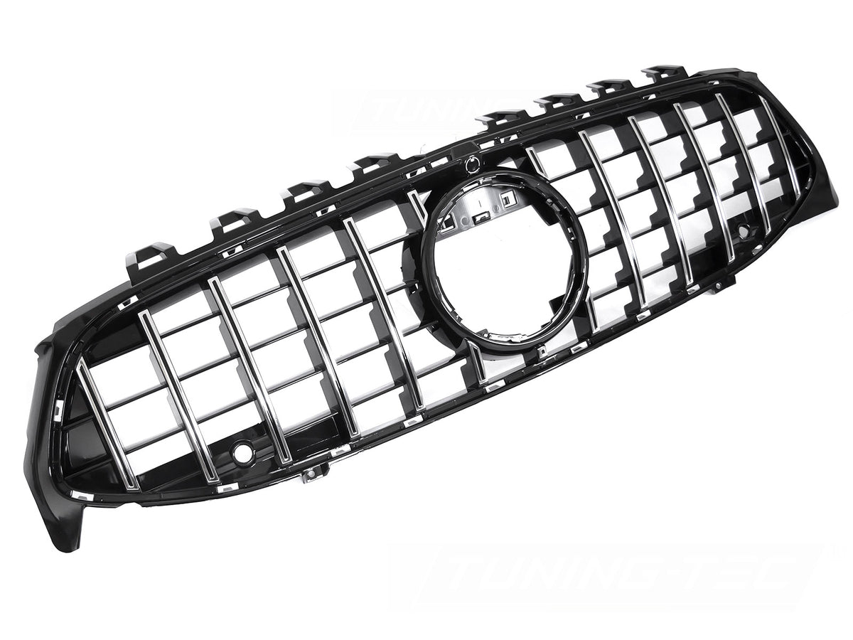 Grill til Mercedes CLA W118 19-23 i sort/krom sett rett forfra på hvit bakgrunn.