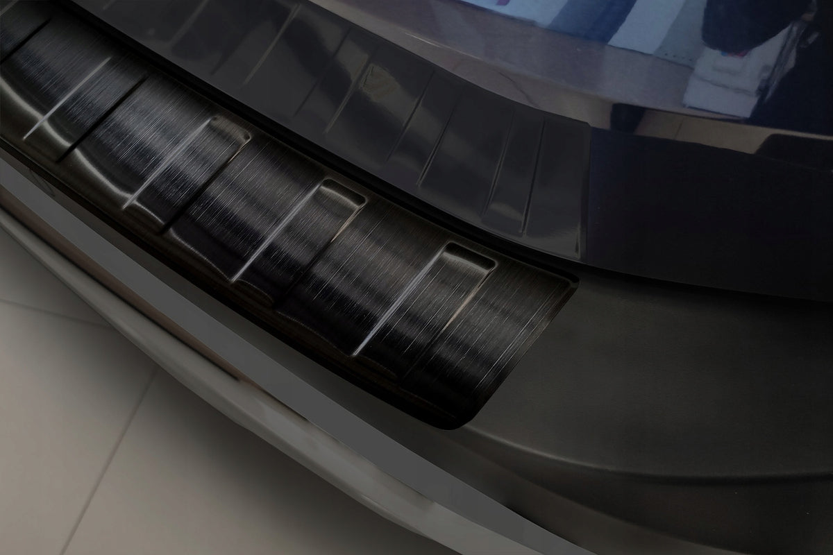 Bakfangerbeskytter Nissan X-Trail IV (T33) (2021-) – rustfritt stål - detaljer