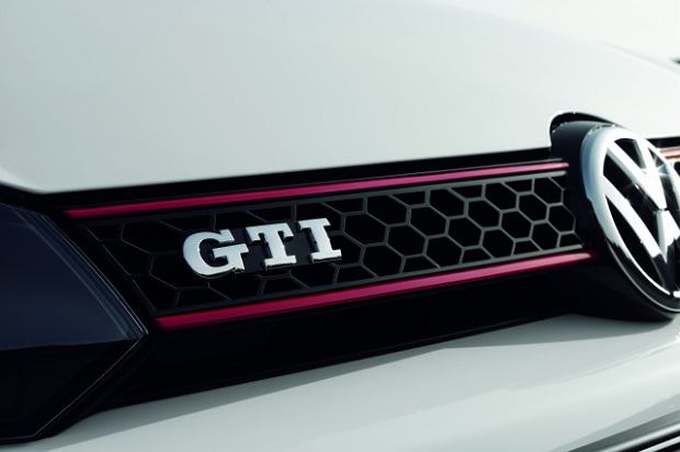 Emblem/logo til Vw GTI VW Golf 7 / VW Polo VI Sport GTI-Design i svart og rød blank finish