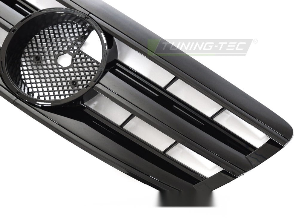 Grill Mercedes S-Klasse W220 02-05 sett fra siden, struktur synlig.