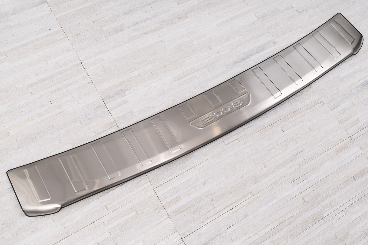 Ven-Tuning bakfangerbeskytter til Peugeot 2008 II / e-2008 – rustfritt stål