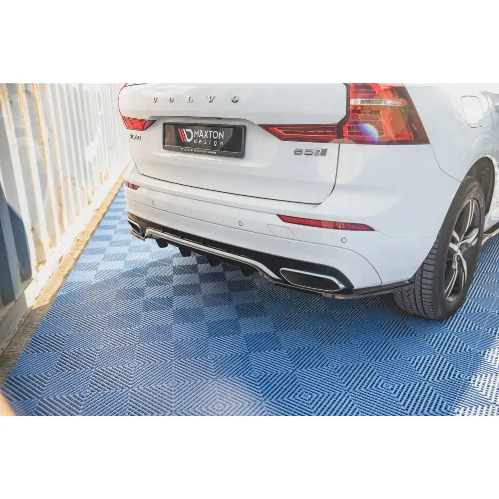 Central Rear Splitter (with Vertical Bars) Volvo Xc60 Mk2 R-design - 3