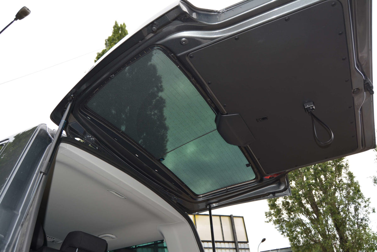 HD solskjerm i polyester/nett for Vw T5 bakrute solbeskyttelse med hel bakluke, svart Titanium Black