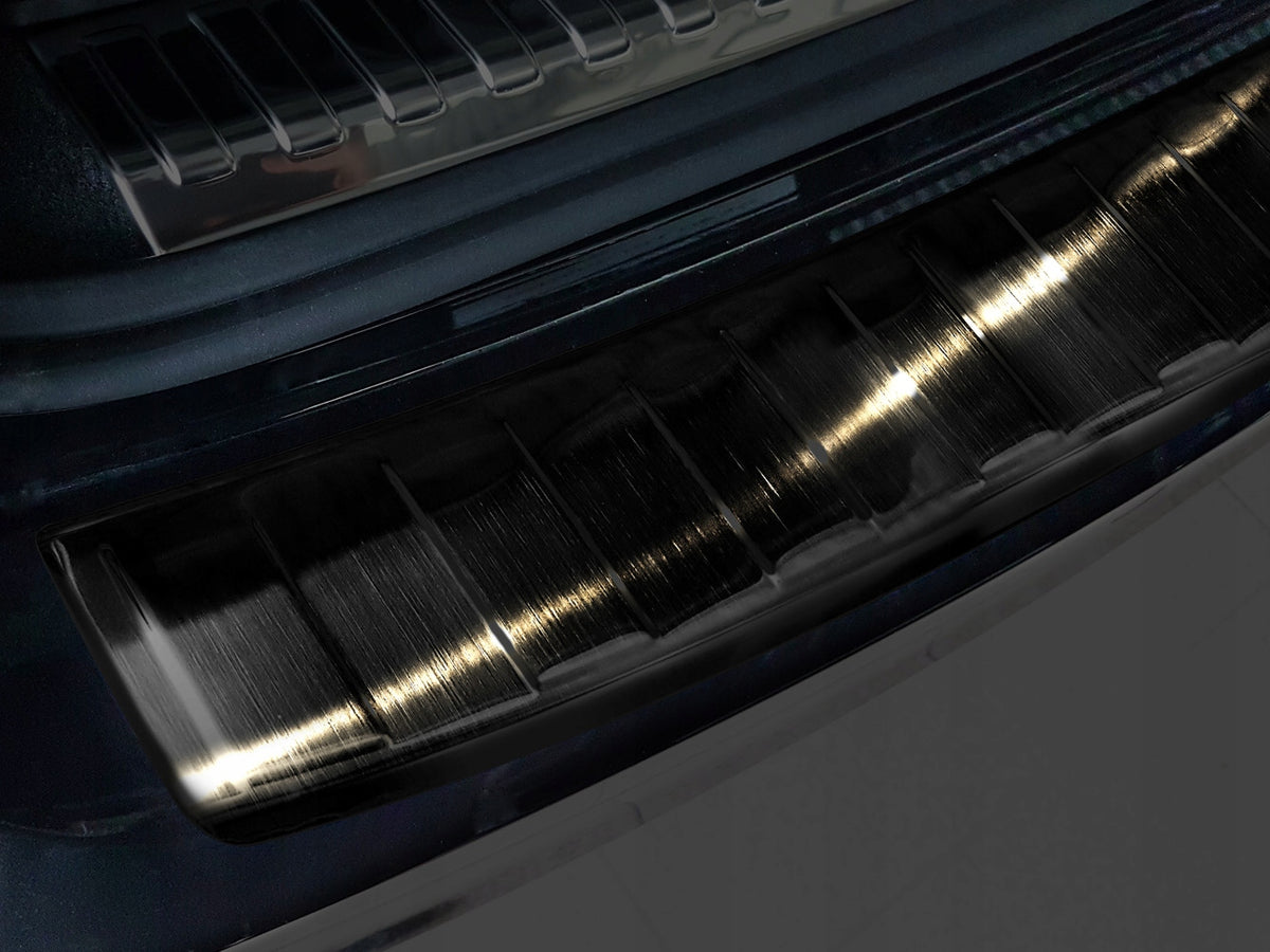 Bakfangerbeskytter Audi A6 C8 Avant (2018-) – Rustfritt stål - detaljer