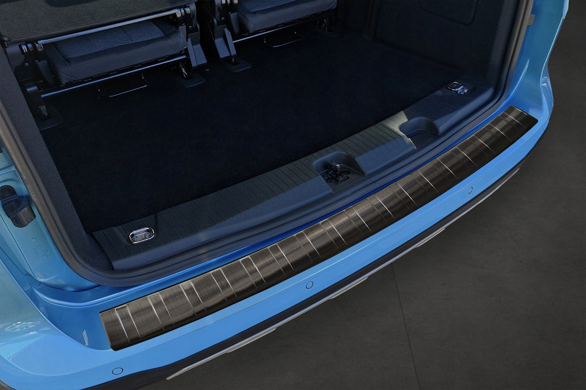 Avisa bakfangerbeskytter til Ford Tourneo Connect III / Black Edition – svart børstet overflate