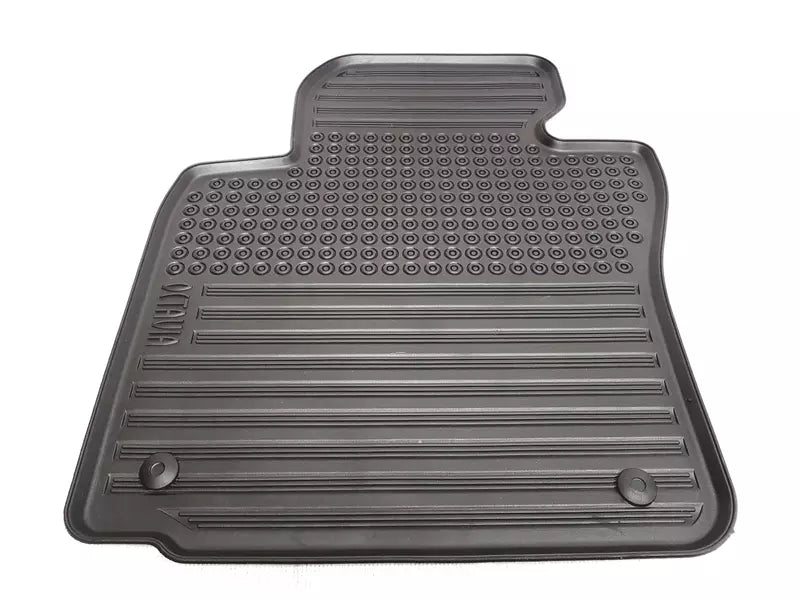 Gulvmatter Skoda Octavia II (2004-2013) – HDTE - High-density Termoplast-elastomer | VAG OEM - detaljer