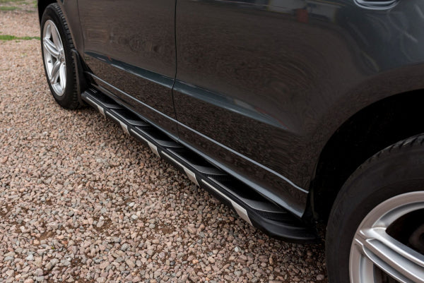 Stigtrinn Audi Q5 8R Ventshield (2008-2016) - sett forfra