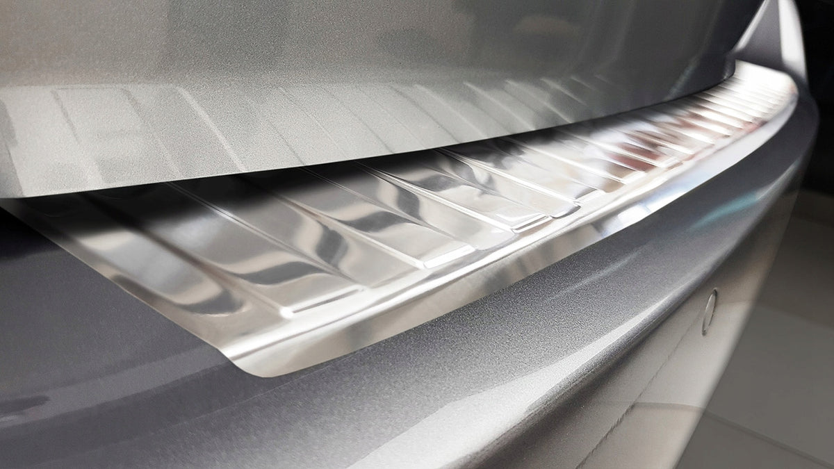 Bakfangerbeskytter Peugeot 308 II SW (2013-2021) – Rustfritt stål - detaljer