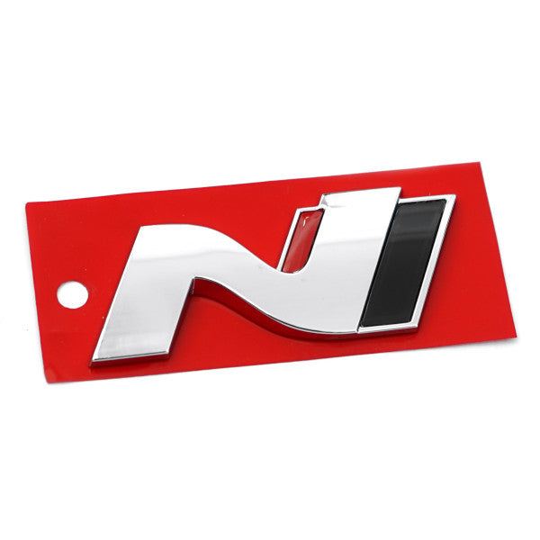 Original Hyundai emblem til Hyundai Kona N Chrome / Black / Red i ABS-materiale for montering på bakluke