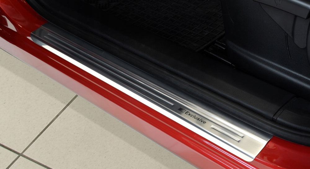 Avisa dørbeskytter til Nissan Qashqai (J10) / Exclusive Edition Silver – rustfritt stål