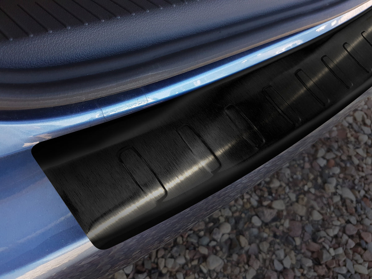 Bakfangerbeskytter Vw Touran II (2010-2015) – Rustfritt stål - detaljer