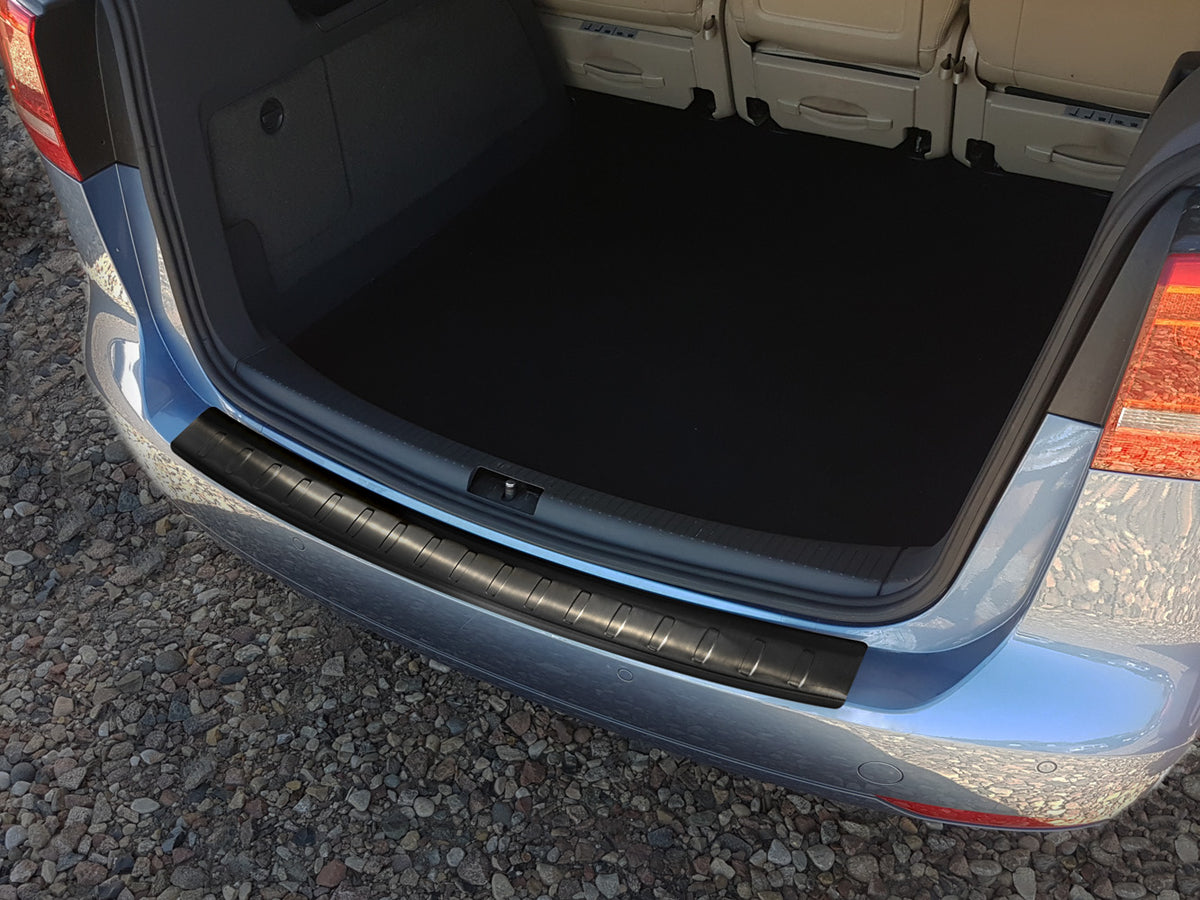 Avisa bakfangerbeskytter til Vw Touran II – enkel 3M-montering