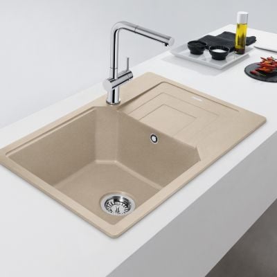 Franke Urban kjøkkenvask i granitt beige med avrenningsfelt sett ovenfra