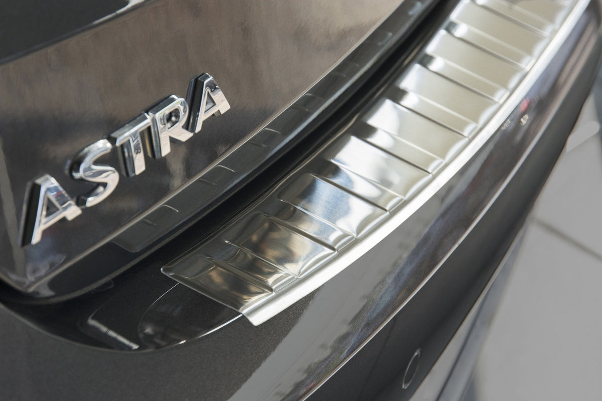 Avisa bakfangerbeskytter til Opel Astra K Sports Tourer – enkel 3M-montering