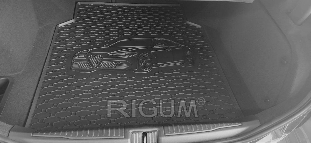 Rigum bagasjeromsmatte til Alfa Romeo Giulia – sidekanter 10 mm