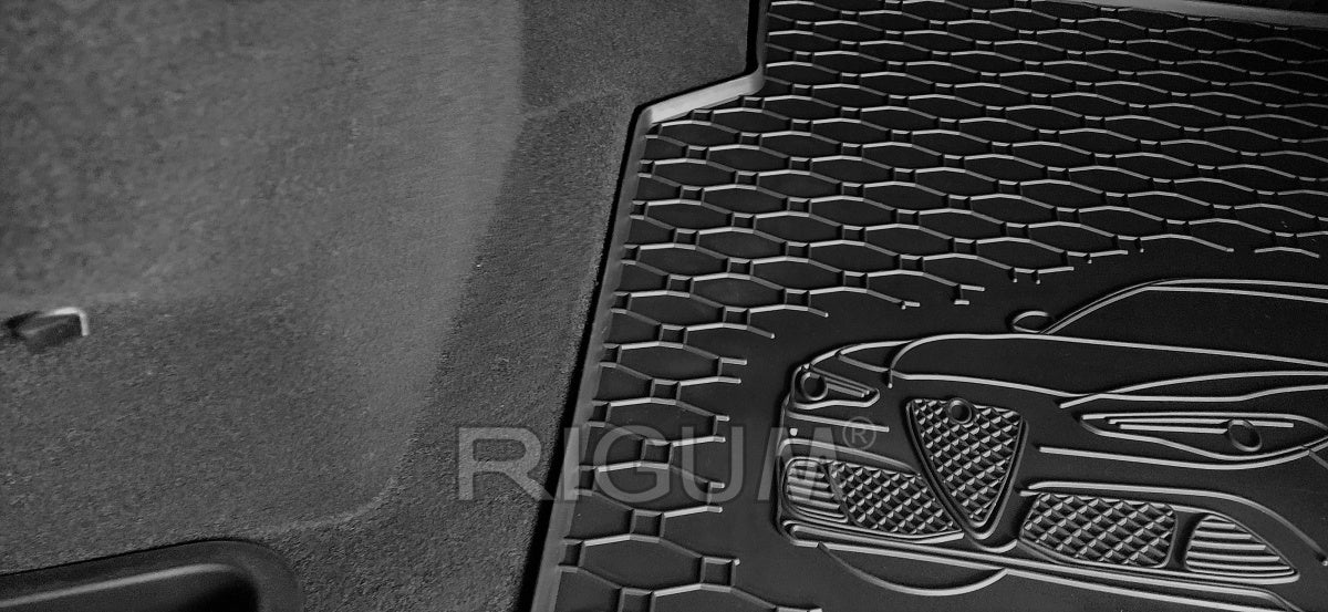 Rigum bagasjeromsmatte til Alfa Romeo Giulia – olje- og bensinbestandig