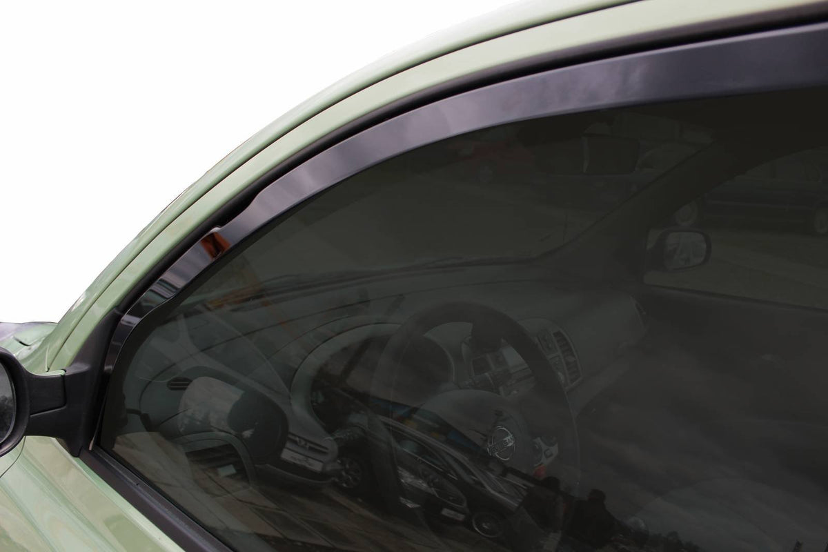 Heko vindavviser til Nissan MICRA K 12 3-dørs – sort transparent