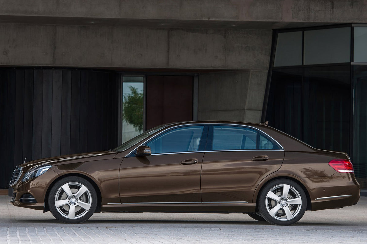 Skvettlapp Mercedes E (W212) Sedan (2009-2013) – ABS - detaljer