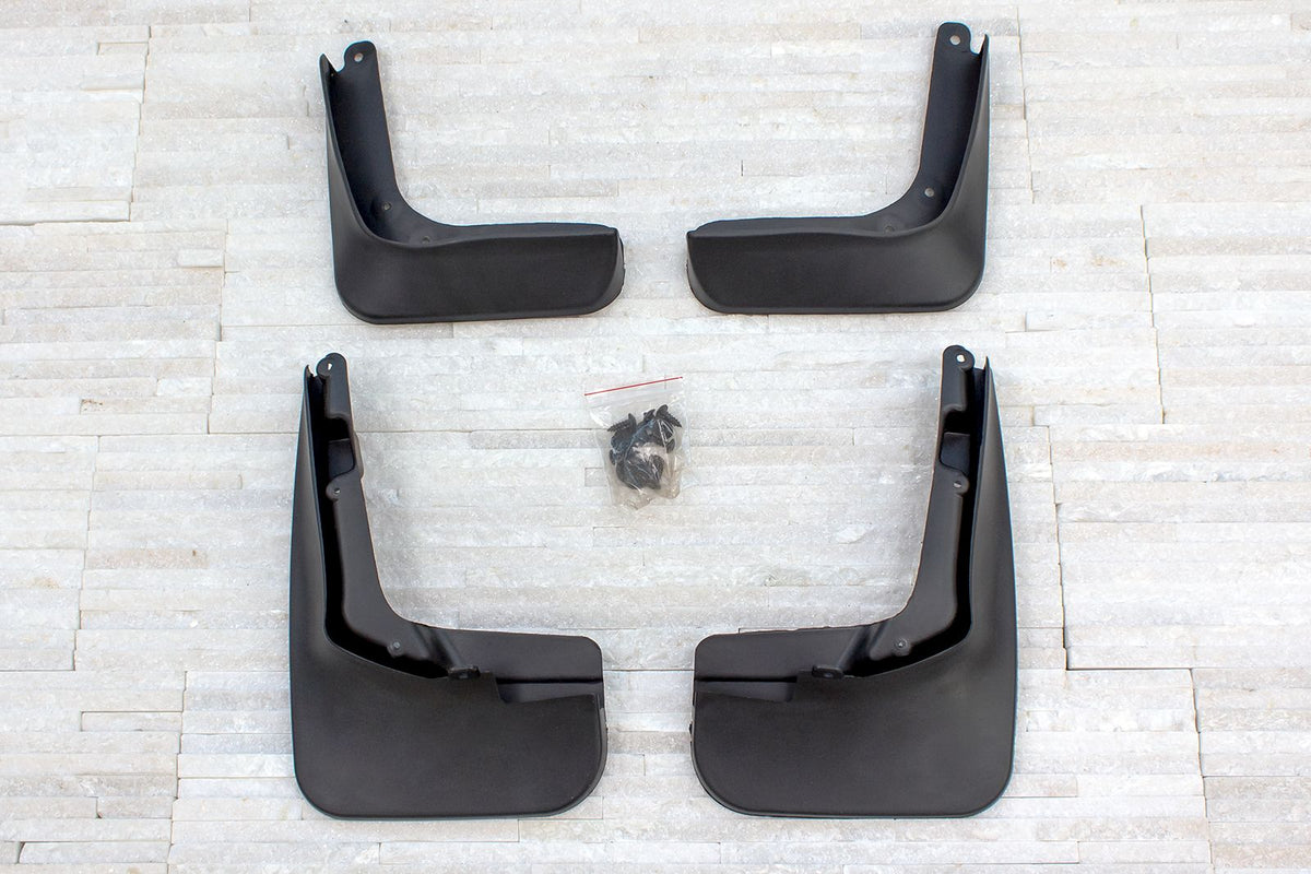 Skvettlapp Ford Mondeo V Sedan (2014-2022) – ABS - detaljer