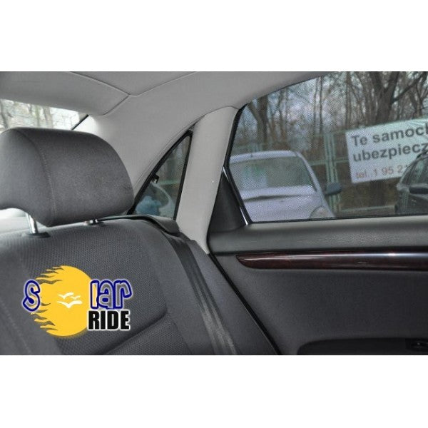 Sett med 4 solskjermer til Audi A4 B7 Sedan 2004-2008 – Sr vindusvisere nærbilde