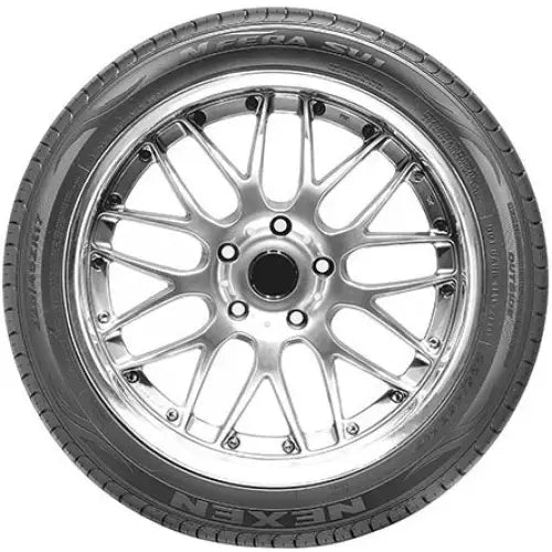 Dekk Nexen N’fera Su1 215/40 R17 87 w