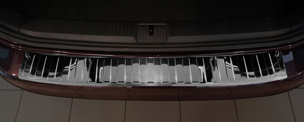 Avisa bakfangerbeskytter til Vw Passat B8 Variant – Black Mirror overflate
