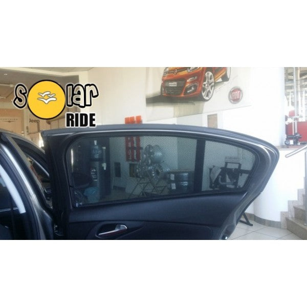 Solskjerm Fiat Tipo Sedan (2015-) (3 stk) - sett forfra