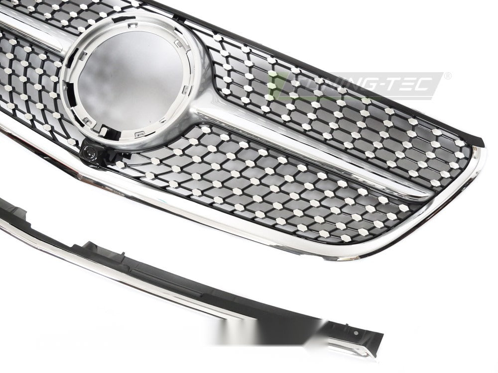 Grill Mercedes Vito W447 19-23 sett fra siden, lamellstruktur synlig.