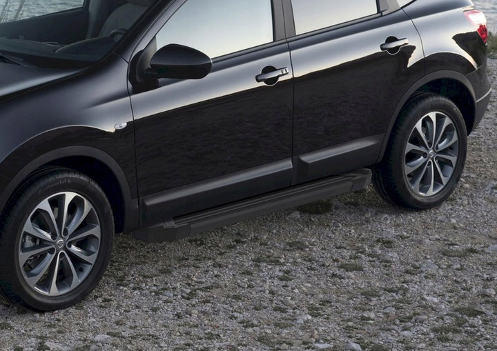 Stigtrinn Rival til Nissan Qashqai (J11) i aluminium med enkel montering og monteringssett