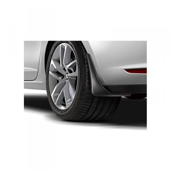 VAG OEM skvettlapp til Seat Leon III (5F) 3D/5D / Leon III (5F Facelift) 3D/5D / Black - sett 2 stk. – ABS Automotive